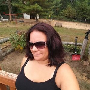 Meet your Posher, Cassie